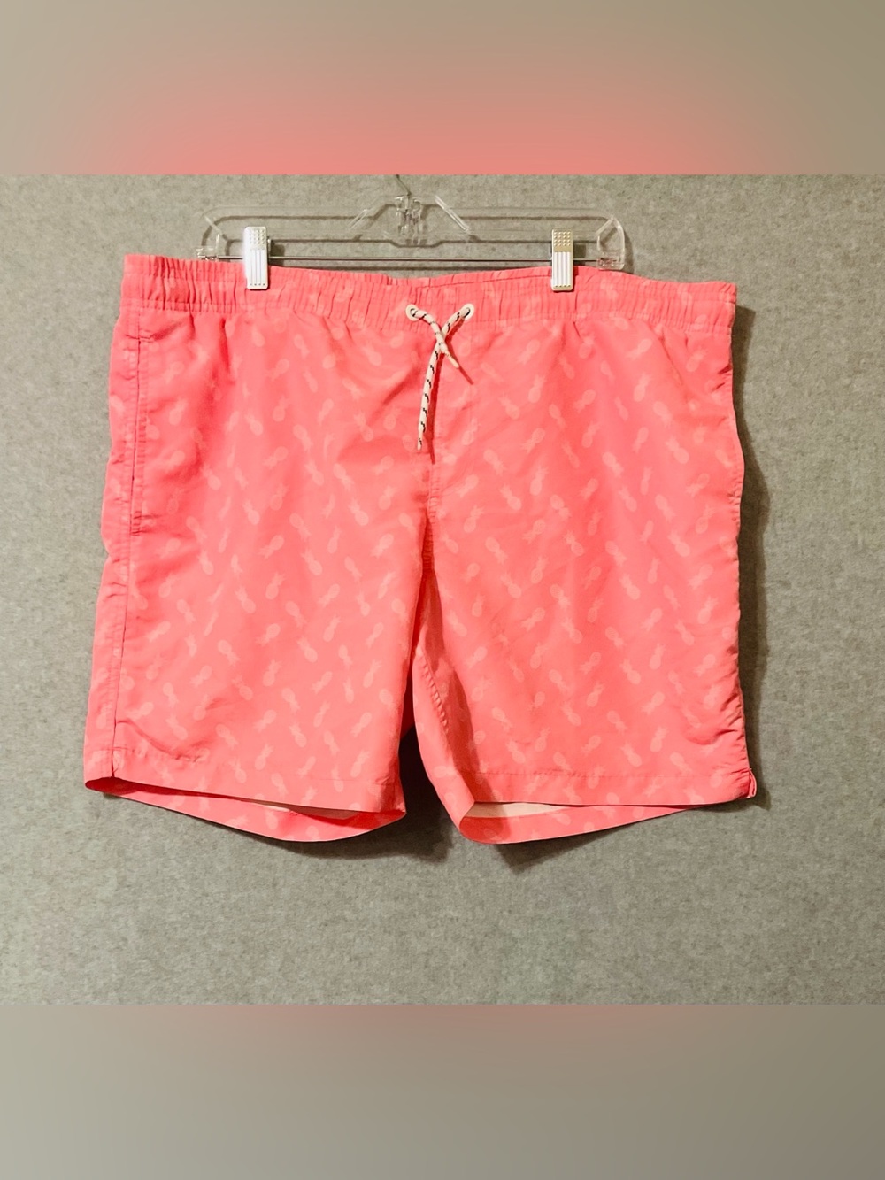 Maamgic Men's Pink Swim Trunks with Pineapple Motif Sz M